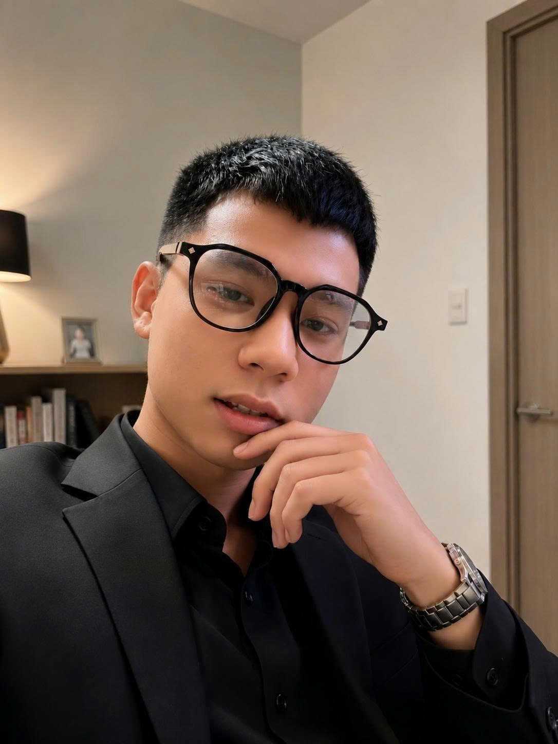 BÙI DUY KHANG: TỪ NHỮNG LẦN THẤT BẠI ĐẾN HÀNH TRÌNH PHÁT TRIỂN BẢN THÂN CÙNG TRUNGTAMMMO